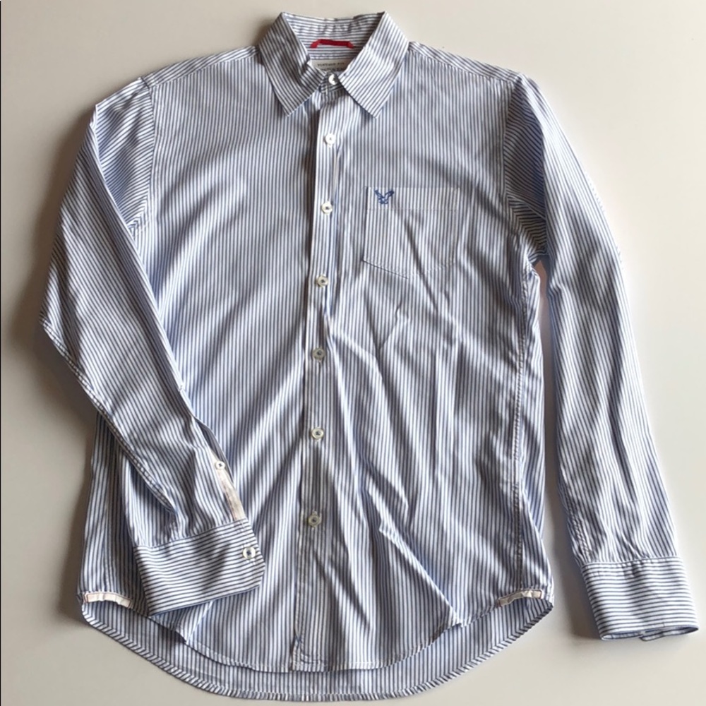 American Eagle. Long Sleeve. Vintage Fit. XS.